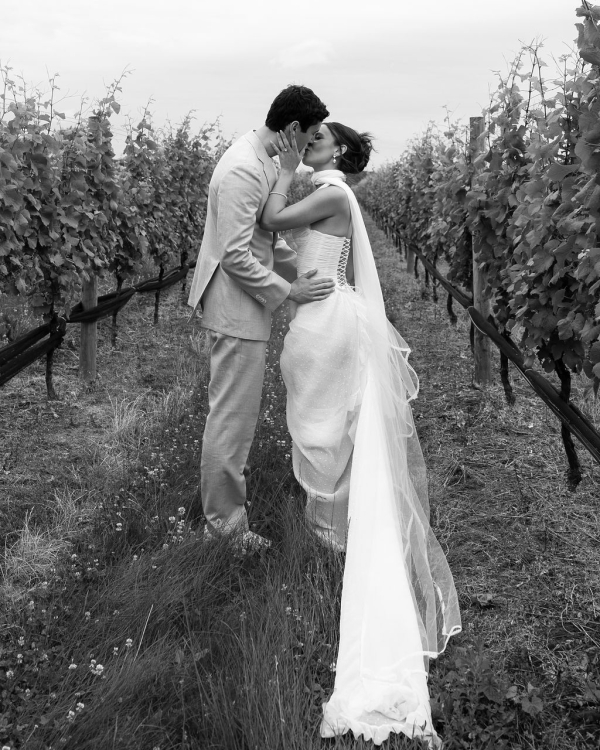 A Stylish Vintage Wedding on Long Island’s North Fork