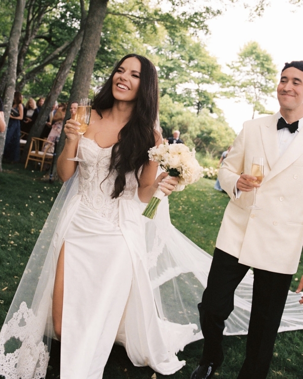 A Stylish Vintage Wedding on Long Island’s North Fork