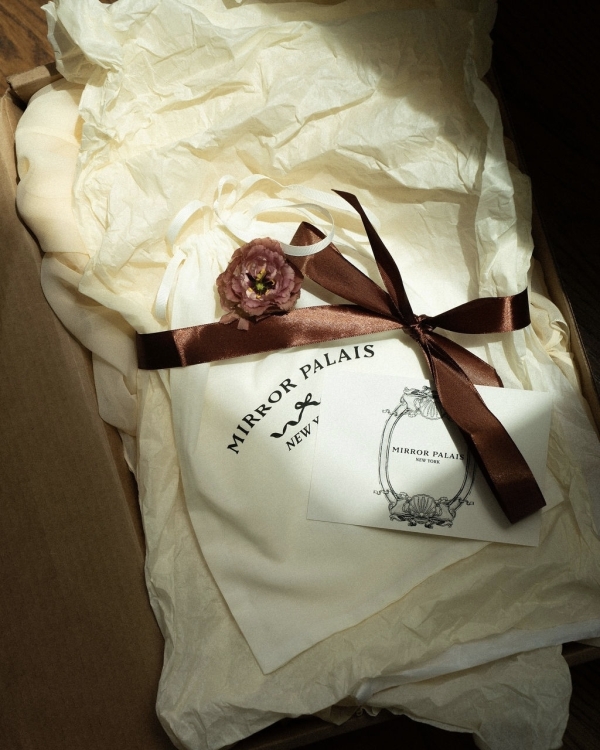 A Stylish Vintage Wedding on Long Island’s North Fork