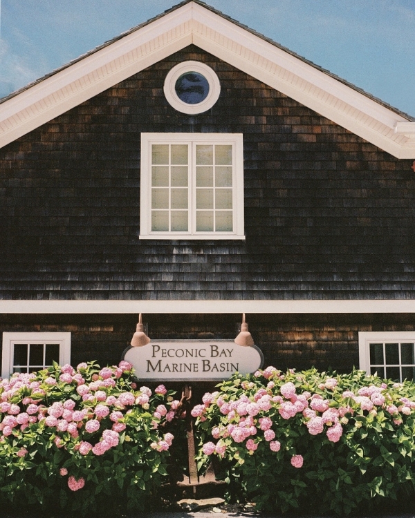 A Stylish Vintage Wedding on Long Island’s North Fork