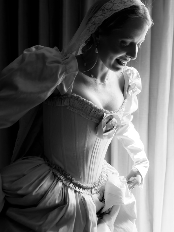 45 Must-Have Getting Ready Wedding Photos That Capture the Magic