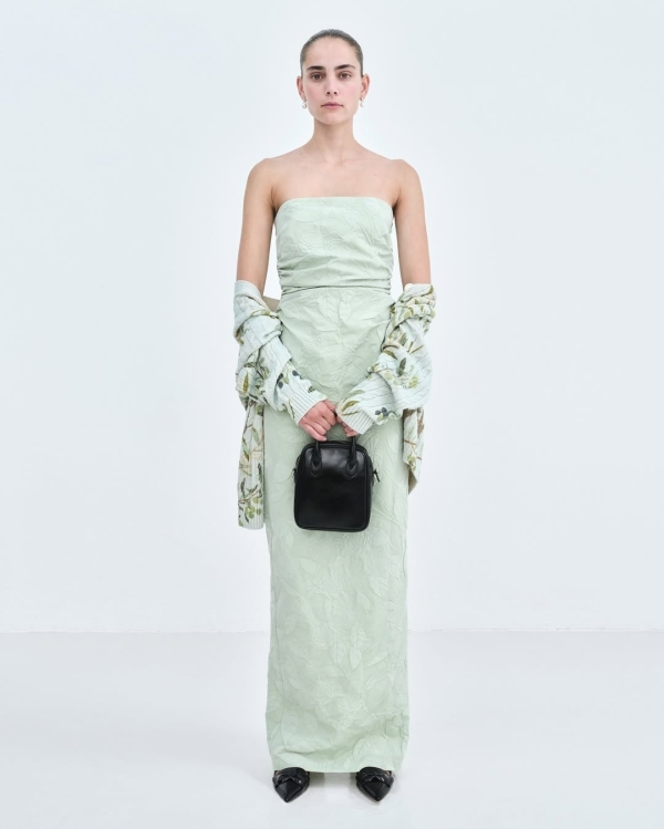 12 Best Designers to Shop for Chic Mother of the Bride Looks