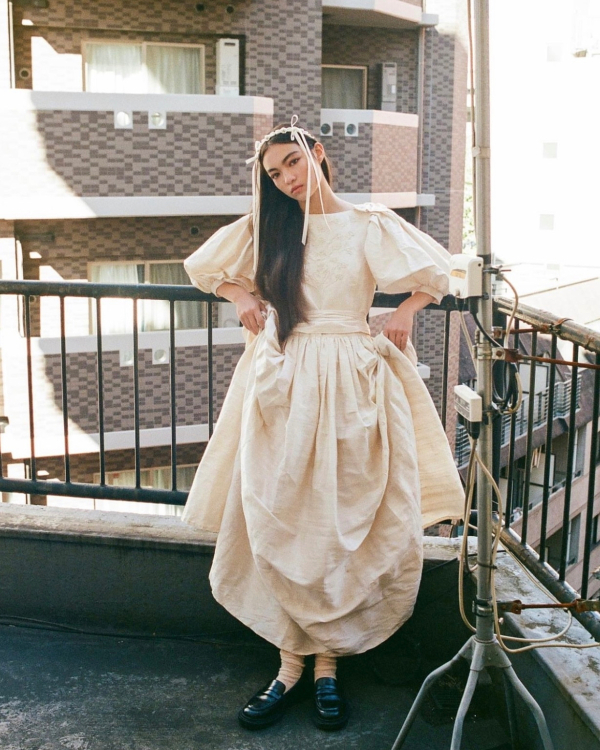 12 Must-Visit Boutiques for Chic Vintage & Archival Designer Wedding Dresses