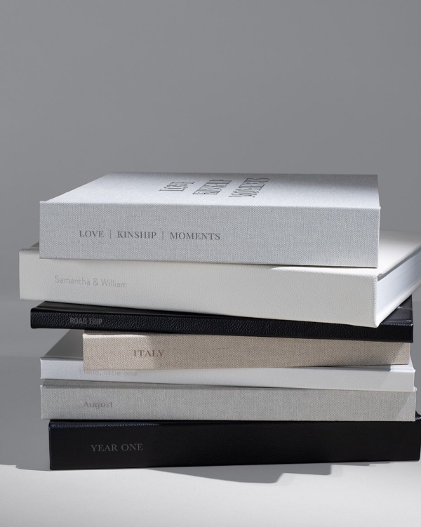 8 DIY Websites to Create a Coffee-Table Worthy Wedding Photobook