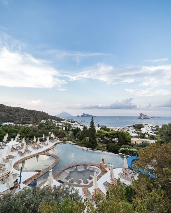 12 Dreamy Hotels & Resorts in Sicily for a Romantic Honeymoon