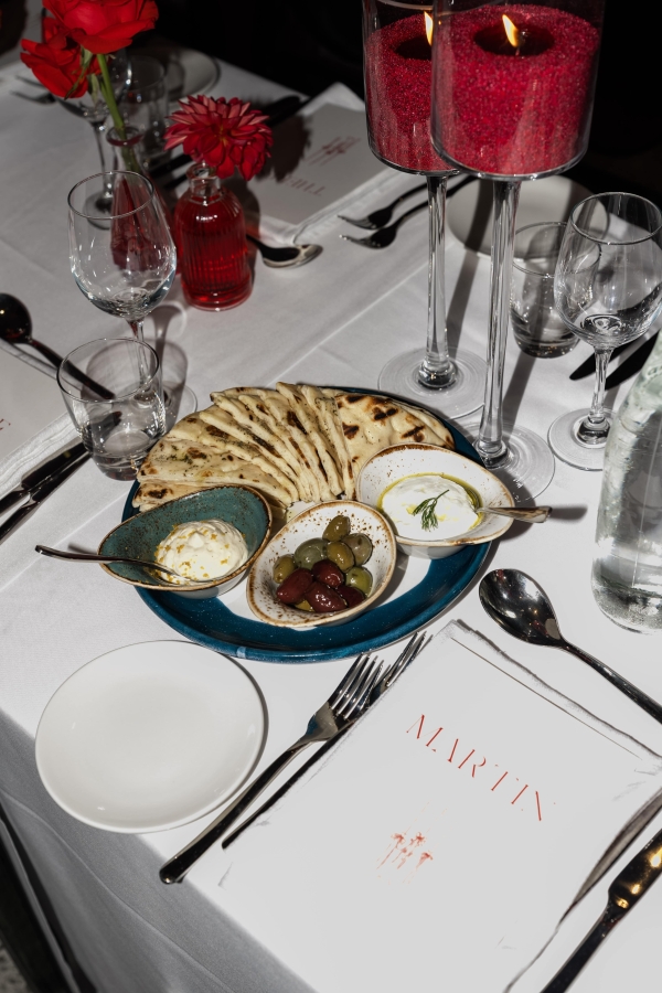 Stationery Signed by Yiana