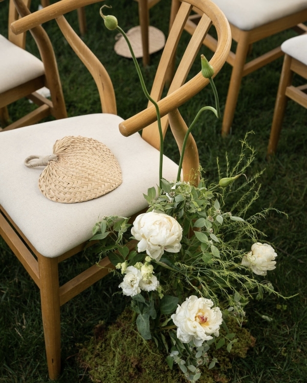 A Stylish Vintage Wedding on Long Island’s North Fork