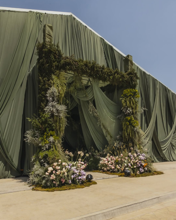 Newly Engaged? Here's Your First 3-Month Wedding Checklist & Action Plan