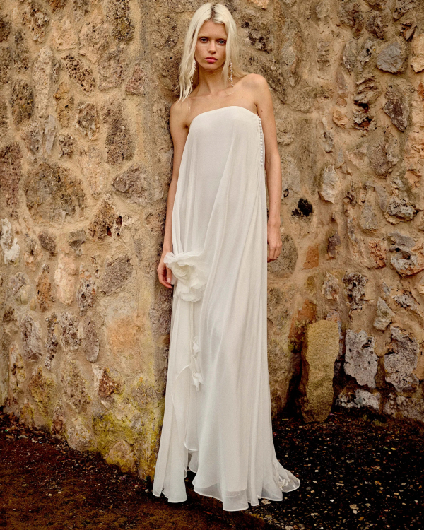 30 Chic Bridal Dresses Under $4,000