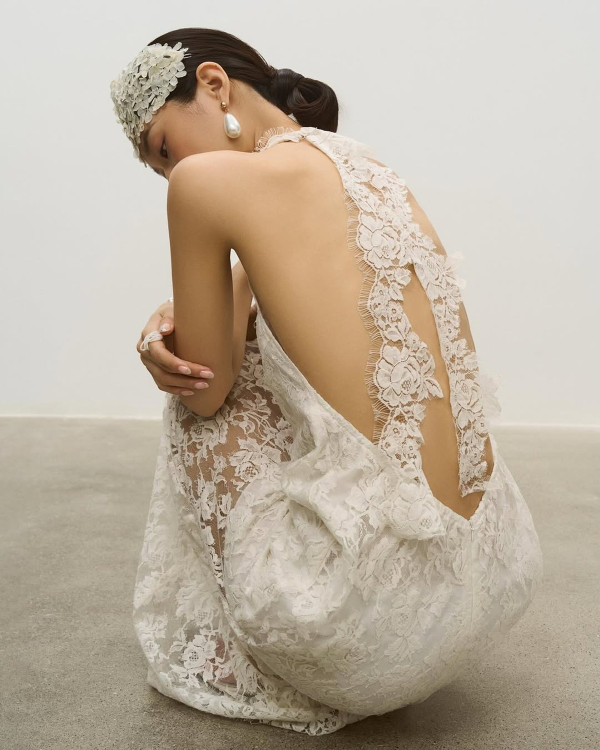 The Boho Revival: 40 Bohemian Wedding Dresses & Accessories for the Modern Bride