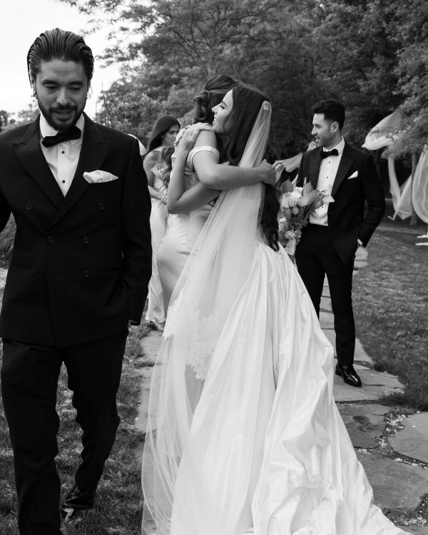 A Stylish Vintage Wedding on Long Island’s North Fork