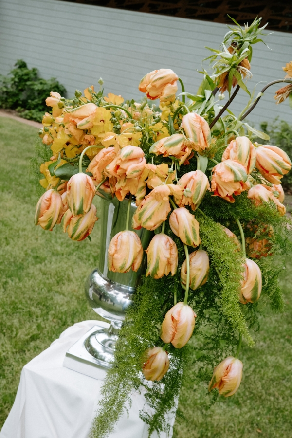 Florists The Flowerslinger