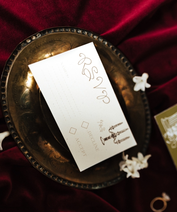 Stationery Signed by Yiana