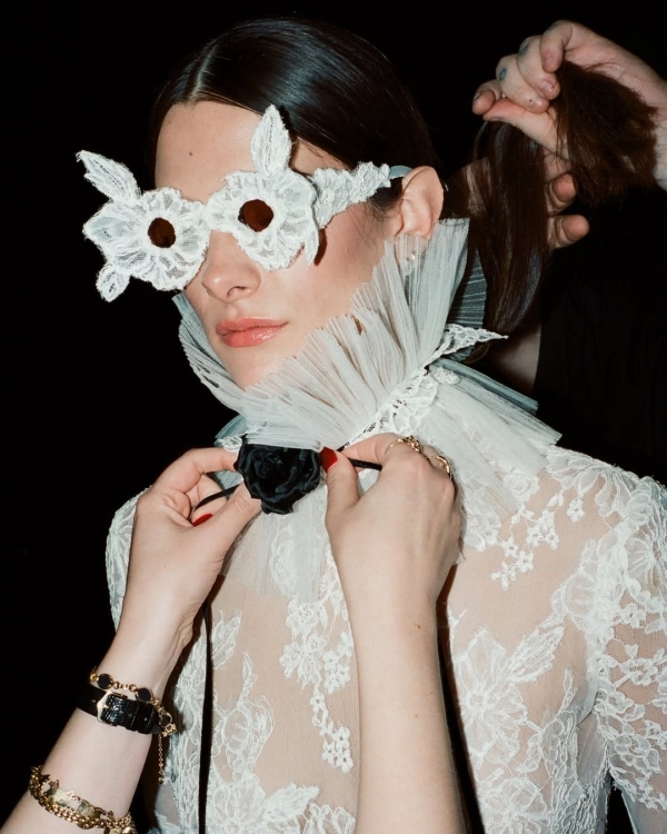 Find Your Bridal Match: 50 Designers for Every Bride's Style