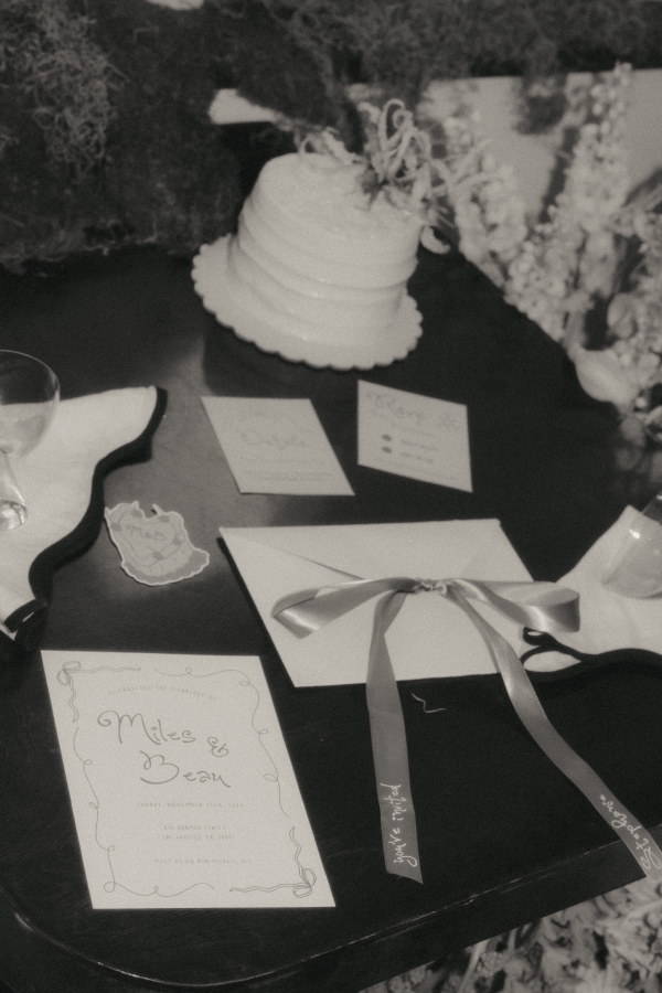 Stationery Signed by Yiana