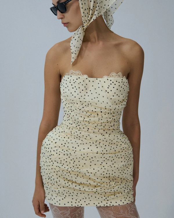 30 Stylish, Sophisticated, and So On-Trend Polka Dot Wedding Guest Dresses