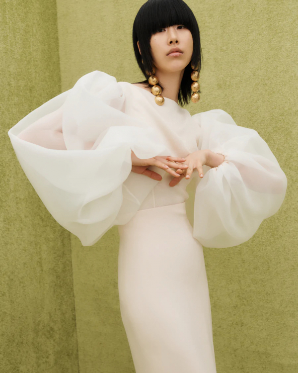 Long-Sleeve Wedding Dresses