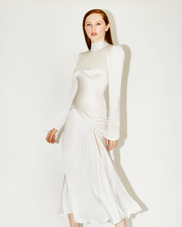 Long-Sleeve Wedding Dresses