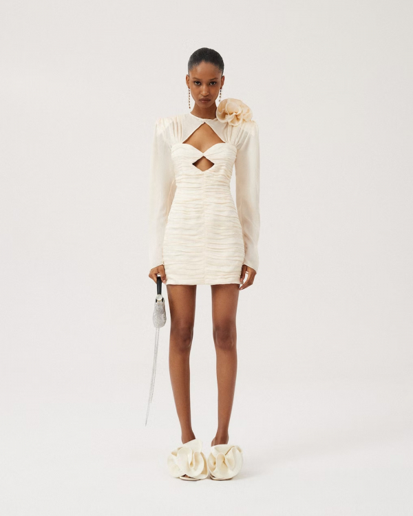 Long-Sleeve Wedding Dresses