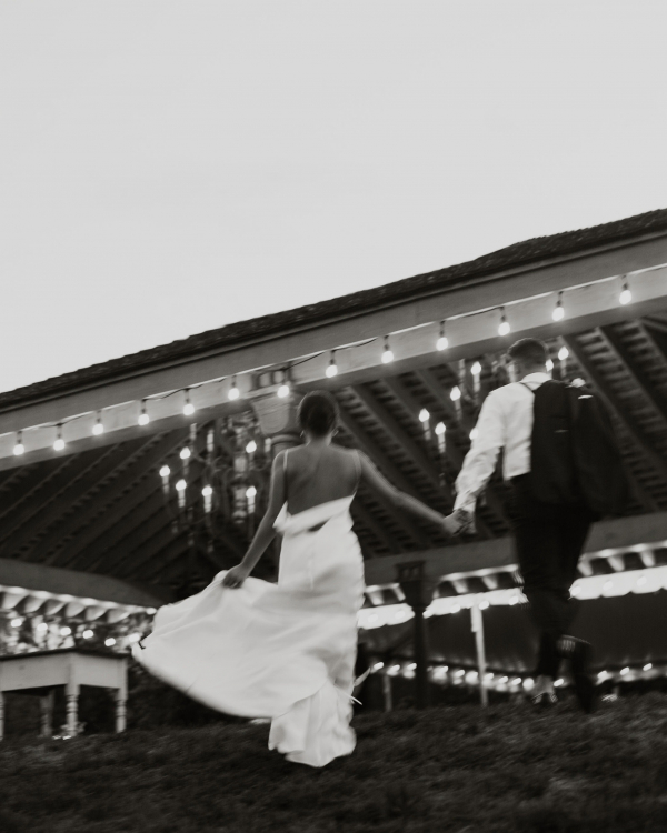 Windrift Hall Wedding Venue in New York | Photos | European-style Wedding | Europe Aesthetic