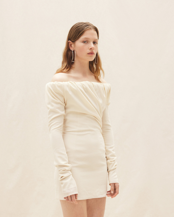 Long-Sleeve Wedding Dresses