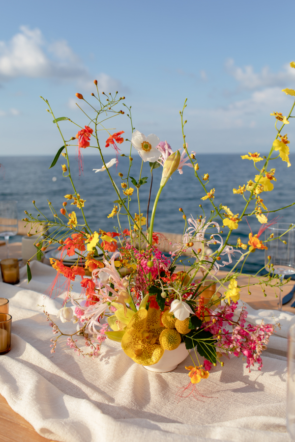 Stylish Beach Wedding Ideas | One and only mandarina wedding | Photo