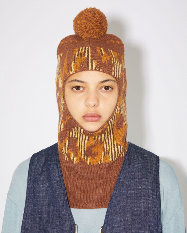 14 Trendy Winter Hats for Women | Stylish, Fashionable, Modern Beanies | Elegant, Chic Cap