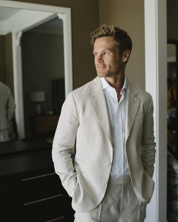 Real Wedding: Chloe & Duncan in Maui | Beach Wedding, Photos