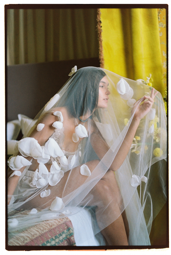 A Contemporary French Wedding Editorial: Unconventional Elegance at Château Marcellus