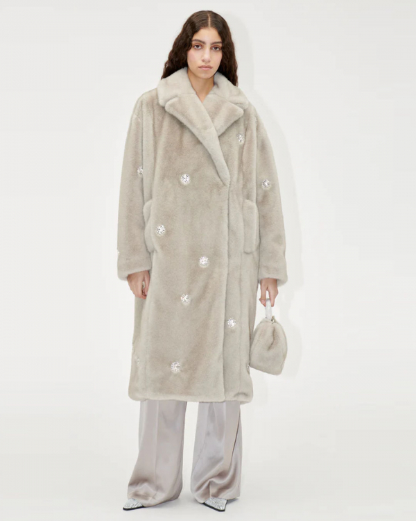 20 Best Women's Faux Fur Coats & Jackets for Winter 2024 | Top Faux Fur Coats