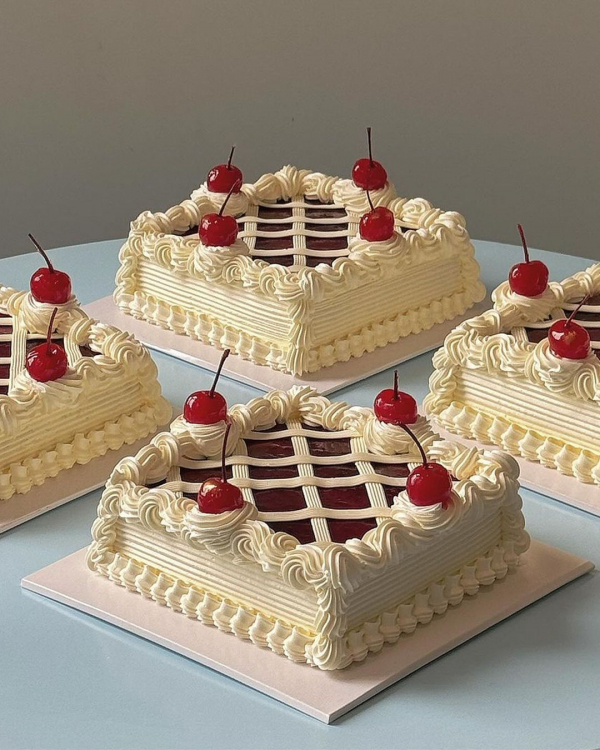 30 Creative Wedding Cake Ideas