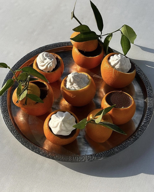 Christmas Table Decoration Ideas 2023 | Xmas Table Decor | Elegant, Modern Set Up