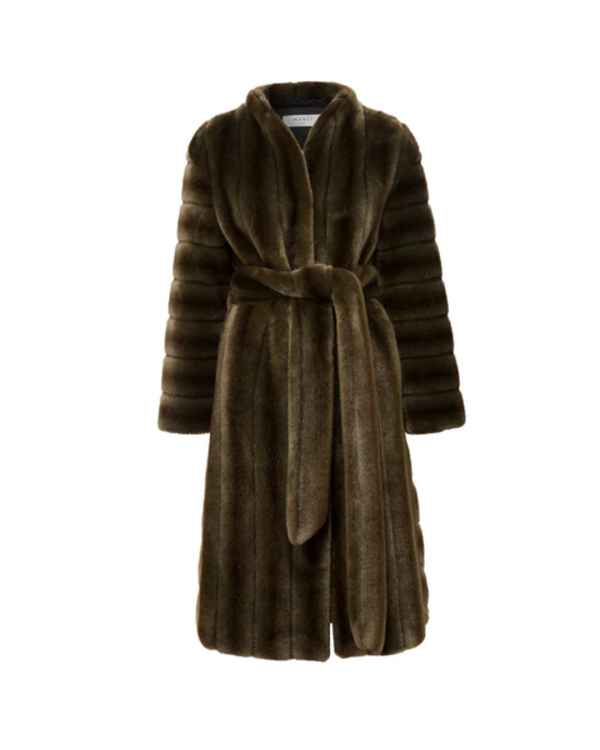 20 Best Women's Faux Fur Coats & Jackets for Winter 2024 | Top Faux Fur Coats