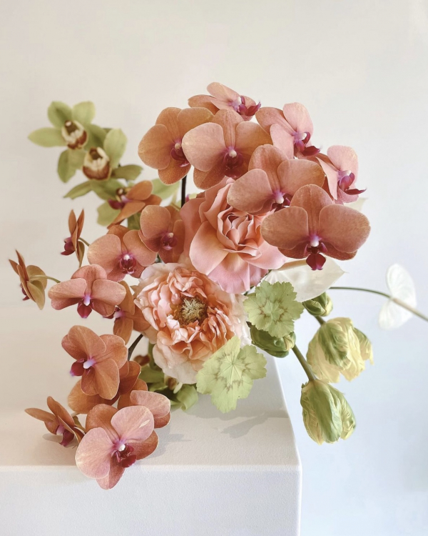 2024 Color of the Year | What is the Lucky Color of the Year | Trands Fashon