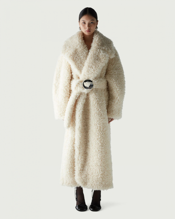 20 Best Women's Faux Fur Coats & Jackets for Winter 2024 | Top Faux Fur Coats