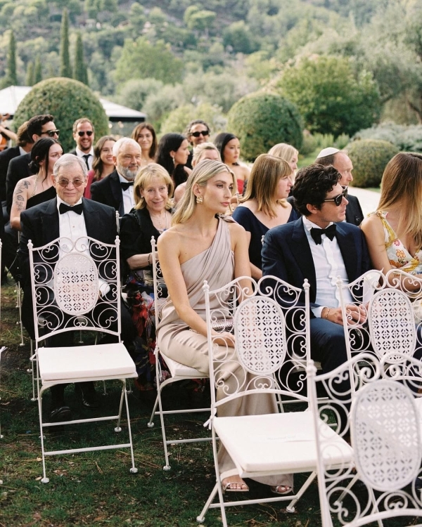 12 Best Wedding Photographers in the UK | British Professional Photography | TOP Luxury Bridal Photographers