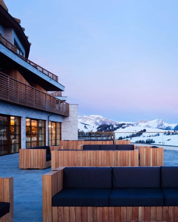 10 Dreamy Winter Wedding Venues