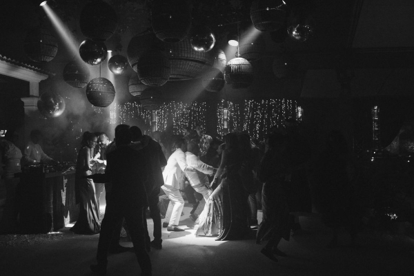 A Conscious & Vibrant Wedding Weekend in Lisbon