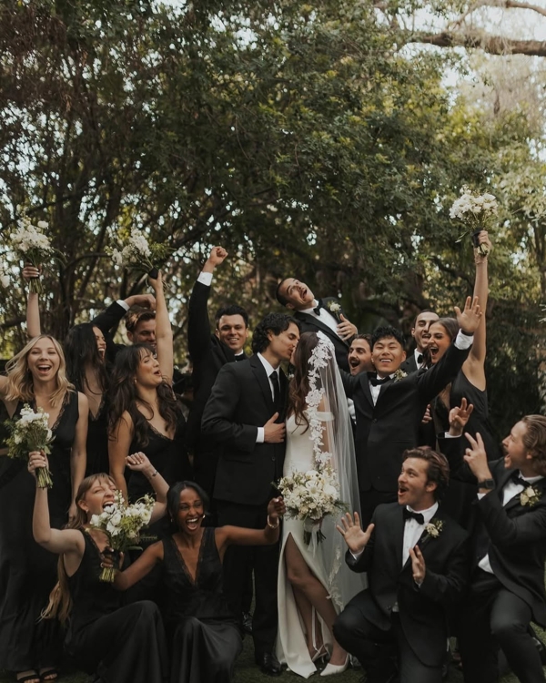 50 Must-Save Group Portrait Ideas