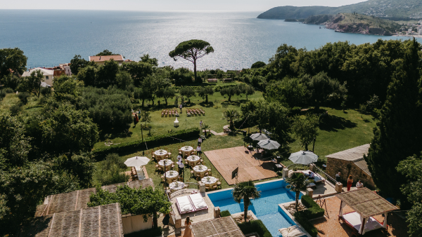 Venues Talici Hill Rustic Villas