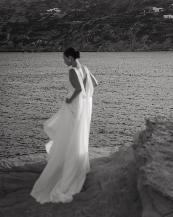 12 Best Wedding Photographers in the UK | British Professional Photography | TOP Luxury Bridal Photographers