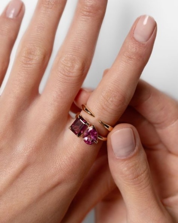 Color Your Love: The Ultimate Guide to Engagement Ring Gemstones
