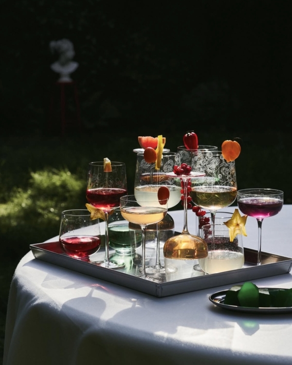 40 Trendy Serving Ideas for Your Wedding Cocktails