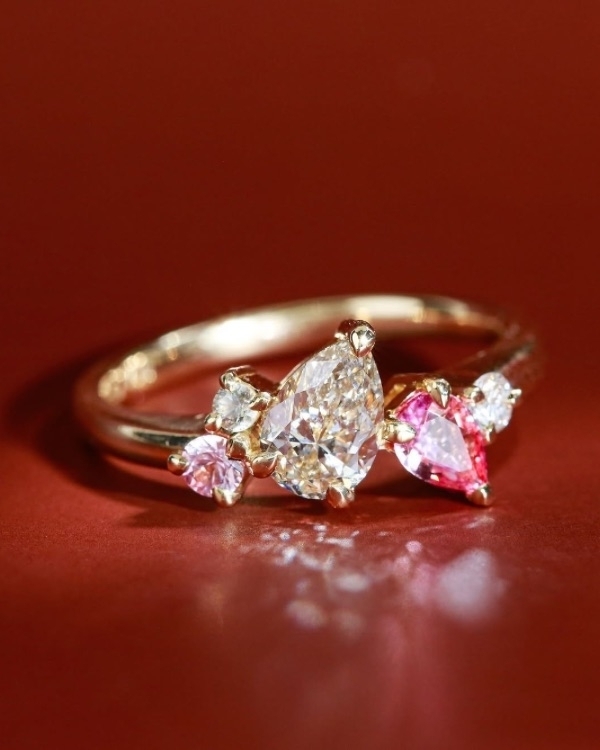 Color Your Love: The Ultimate Guide to Engagement Ring Gemstones