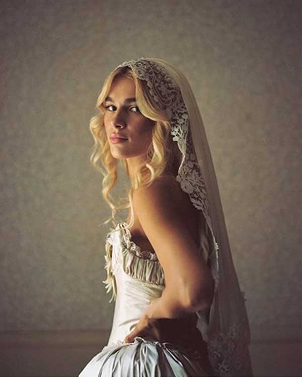 The Ultimate Guide to Bridal Veil Styles