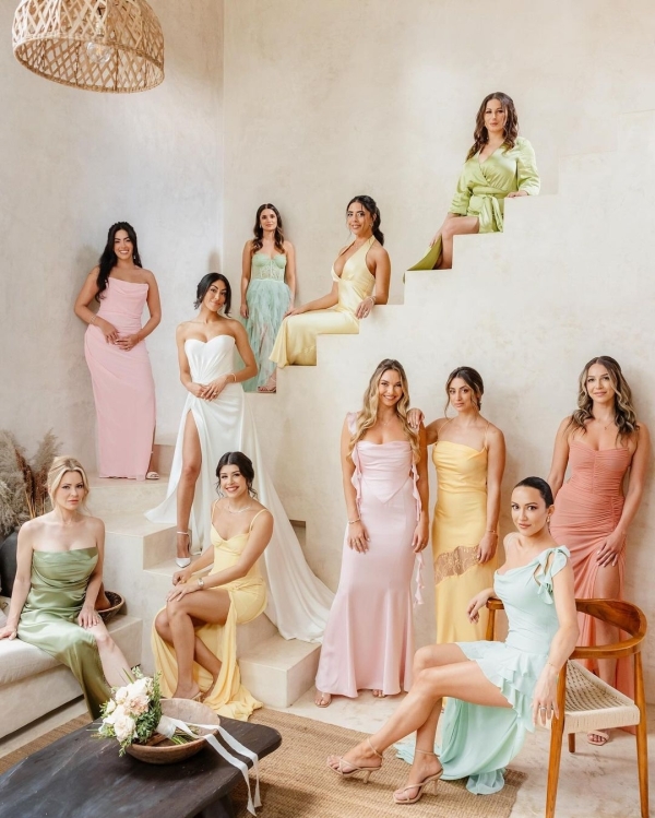 50 Must-Save Group Portrait Ideas