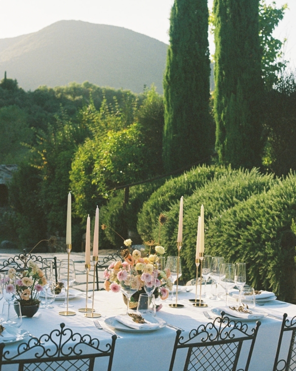 12 Best Wedding Photographers in the UK | British Professional Photography | TOP Luxury Bridal Photographers