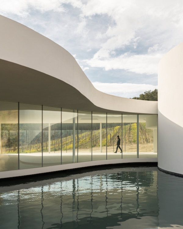 12 Art-Filled Wedding Venues Around the World