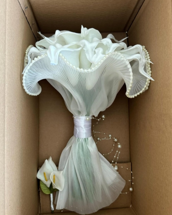 Modern Pearls: Elevating Your Bridal Look with this Timeless Accessory