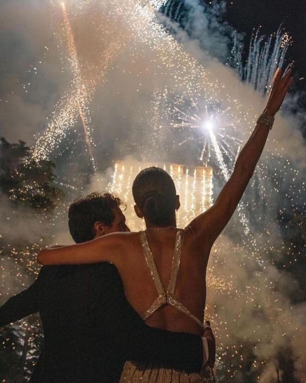7 Unique Ways to Celebrate New Year's Eve as a Couple